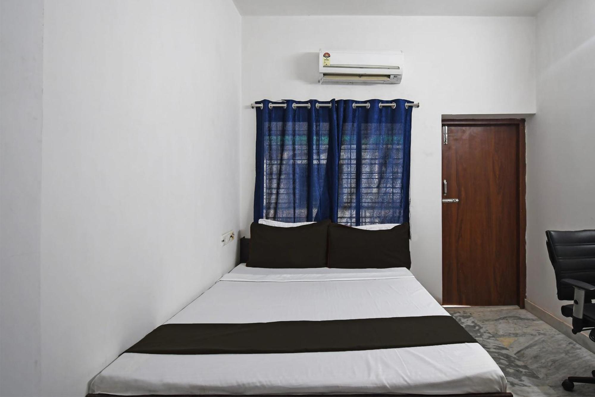 Oyo Hotel Chinar Park Колката Екстер'єр фото
