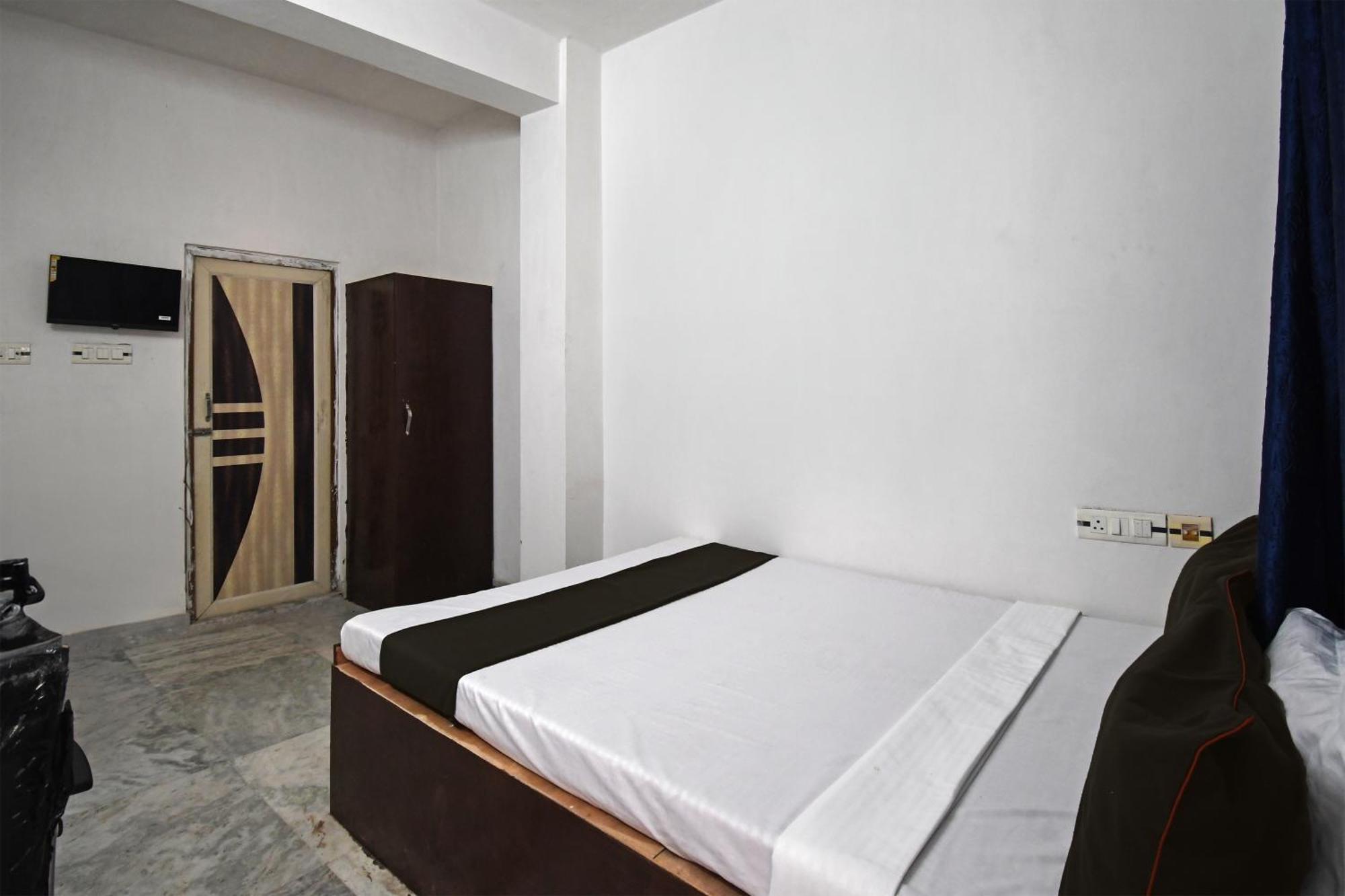 Oyo Hotel Chinar Park Колката Екстер'єр фото